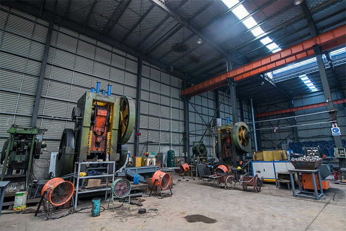 四平网架配件-锥头加工车间